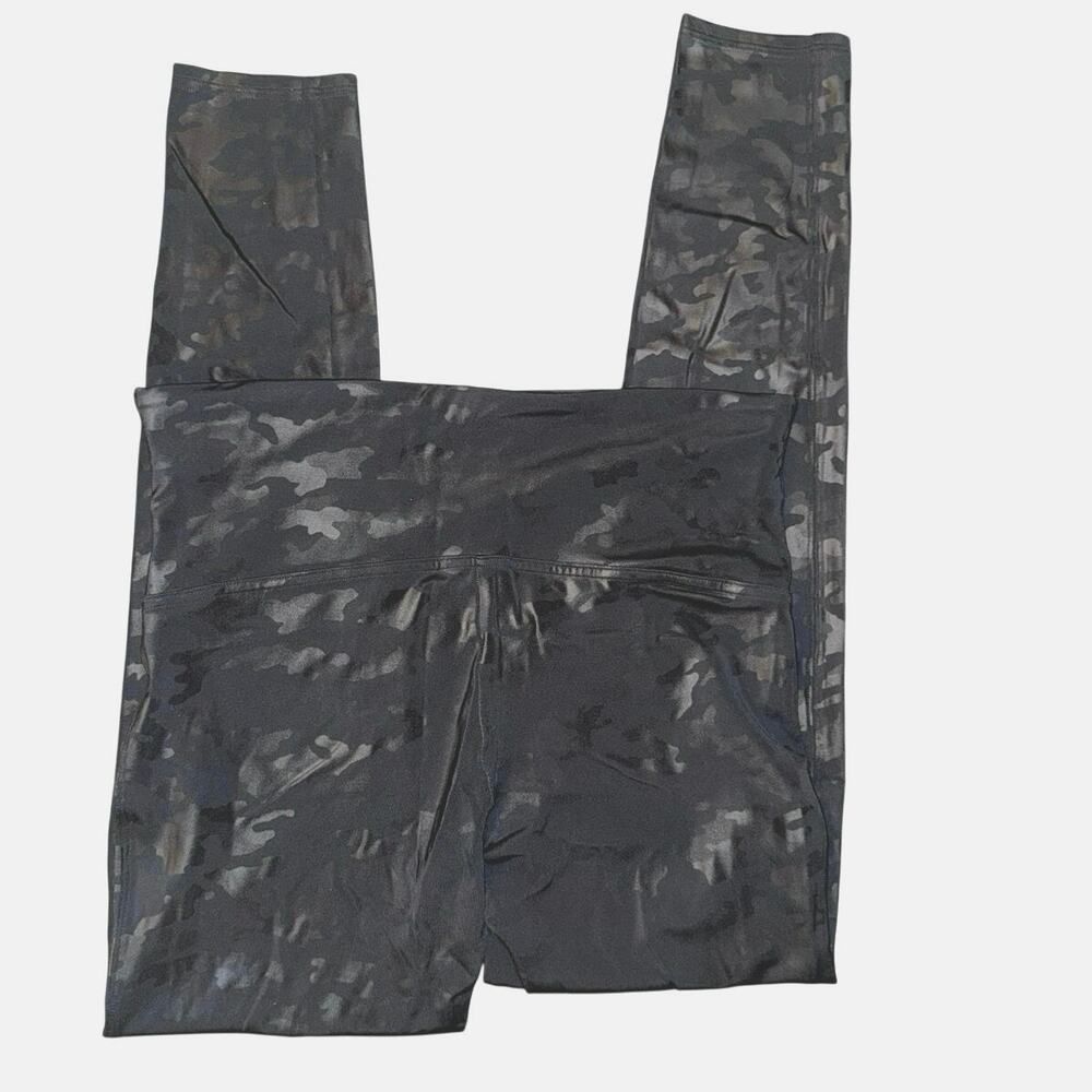 Women's‎ Matte Black Faux Leather Camo Spanx Leggings Size XL - Picture 3 of 7